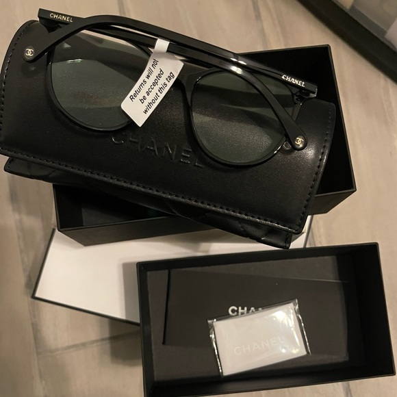 Chanel eyeglasses (authentic) - Picture 2 of 3